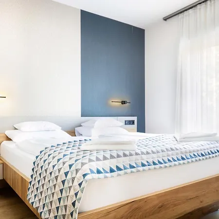 Optimus * Balatonföldvár